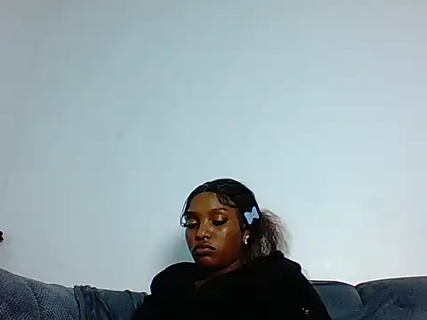 Queen_Aura20 webcam