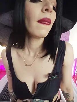 Cassie_Cage webcam