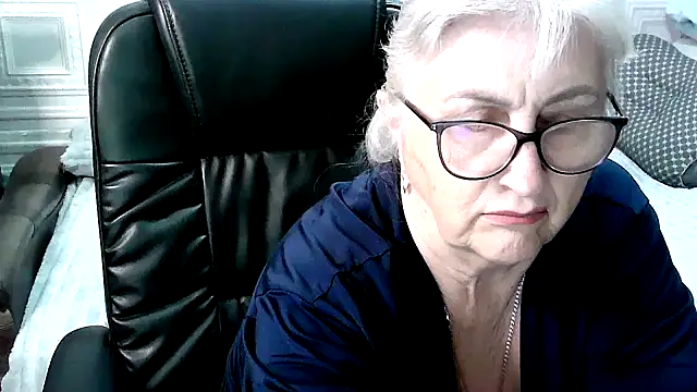 LolkaAlyss webcam