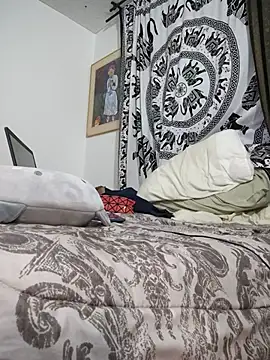 Miss_Carmilla webcam