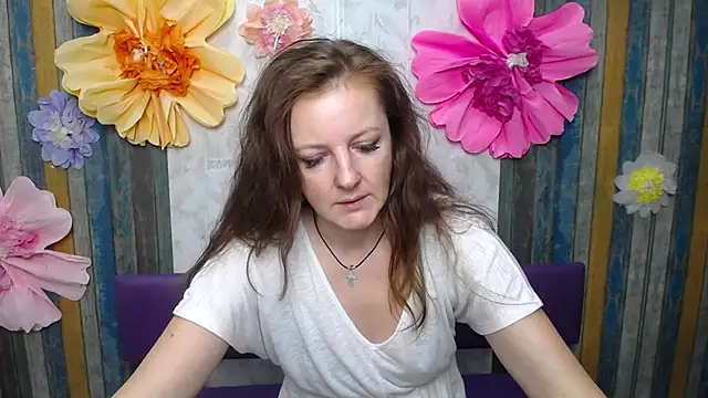 MeganPirs webcam
