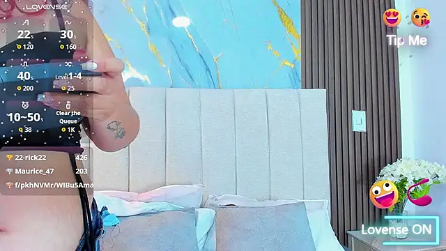 Victoria_Guzman webcam