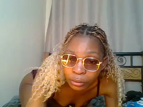 Ariana254 webcam