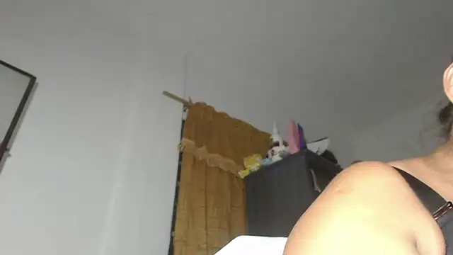 adrixxx38 webcam