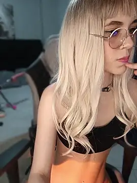 sofi_diaz1 live cam on StripChat