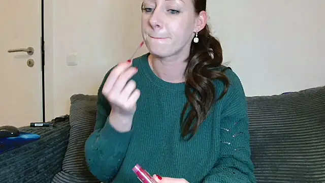 Jasmin-White webcam