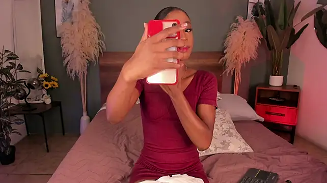 Zoe_Isler webcam