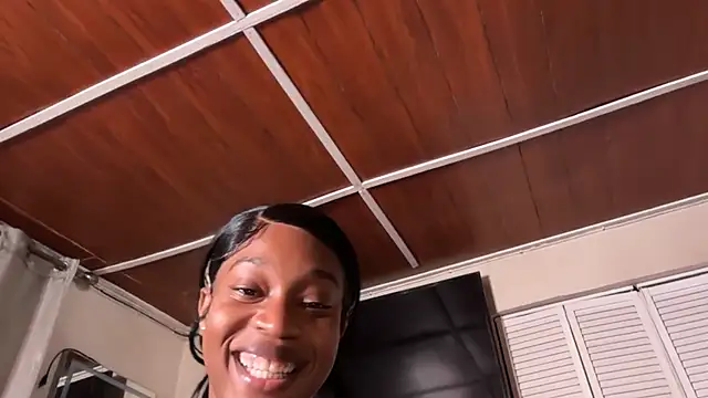 saffirebleu live cam preview