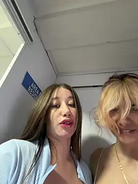 roouse live sex cam