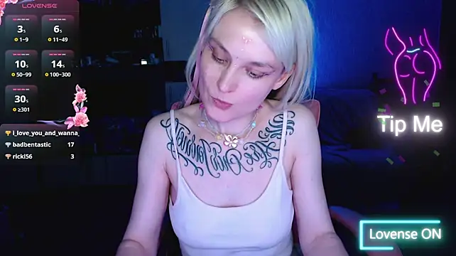 mischellemeow13 webcam