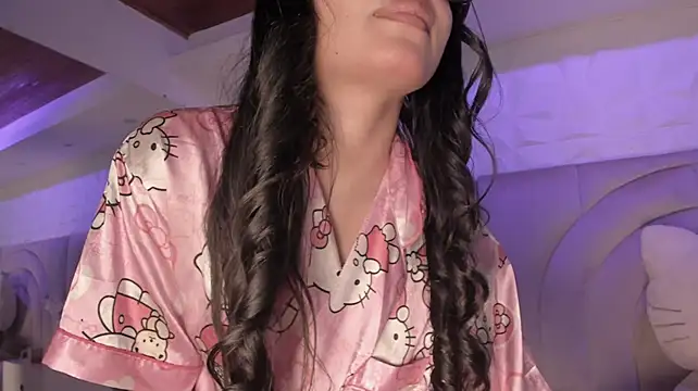 chloe_larson webcam