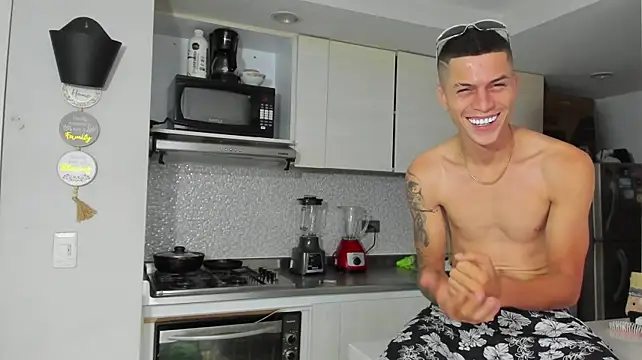 Wild_lovers_ webcam