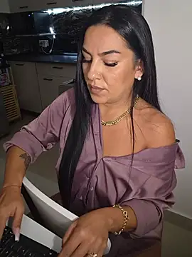 hot-babygirl webcam