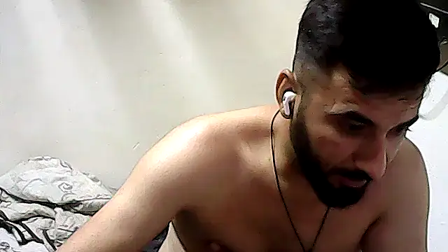 leon_ates (Ask my age) - boşalt beni bebeğim :)