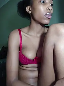 Layla_3 webcam