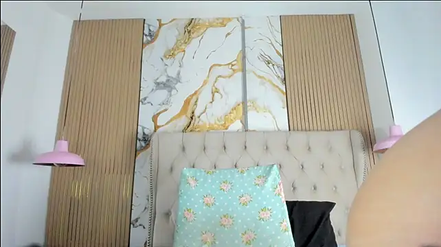 selenaflamemj webcam
