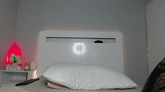 Jasminbrown's cam show statistics and live stream