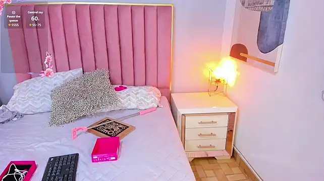 sofiibuitrago (F teen) - Masturbate dildo doggystyle naked 🐶🔥