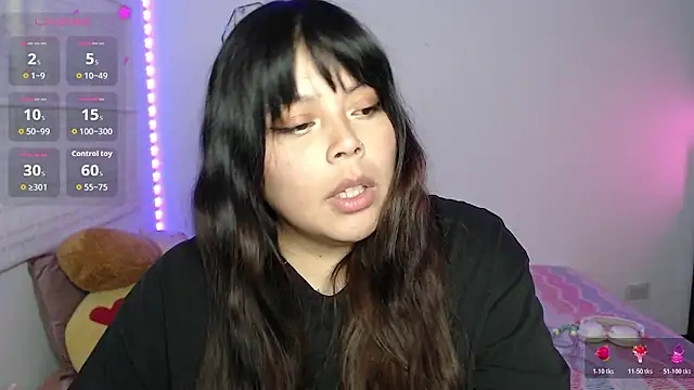 EllieMoonX webcam