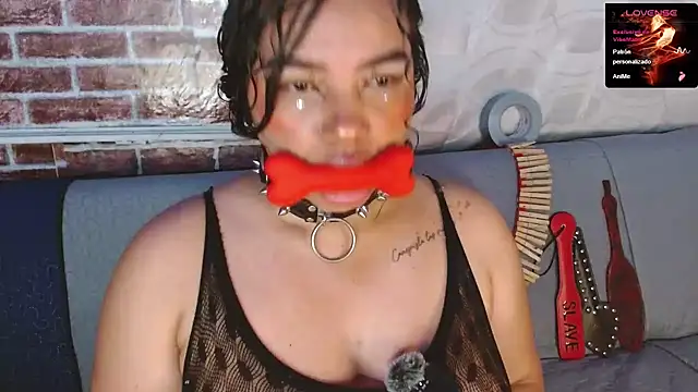 emma_bdsm_ webcam