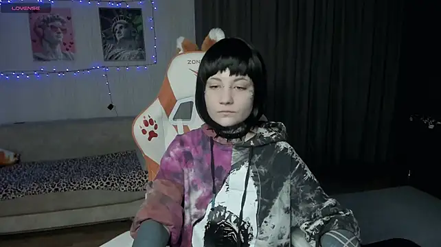 acid_trip1l live cam on StripChat