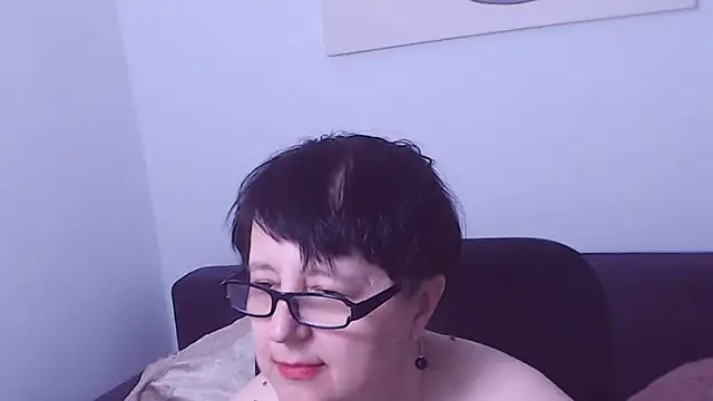 ChristaRose live cam on StripChat