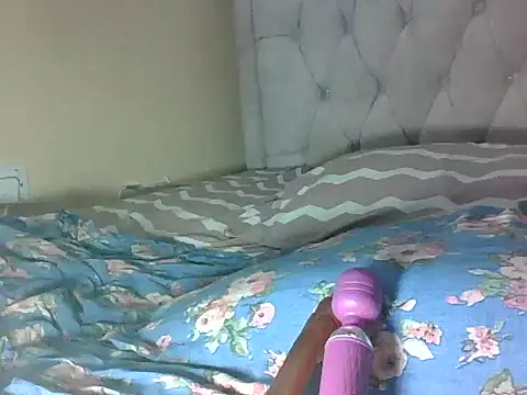 sweet_iddah webcam