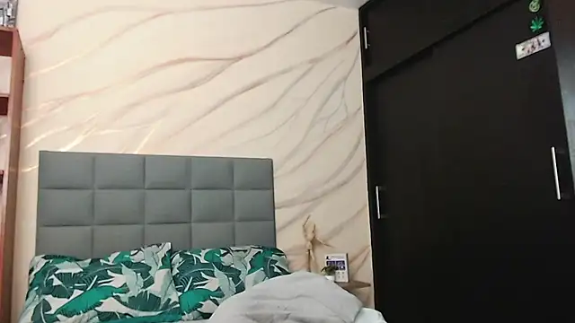 mike_rolly_hot webcam