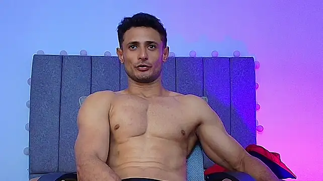 Adonys_Lewis_ webcam