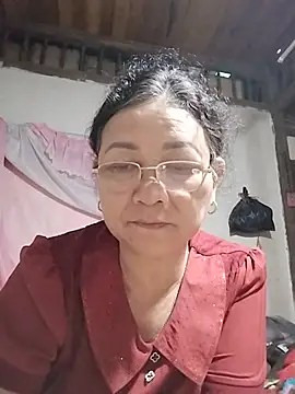 Lena_9x webcam