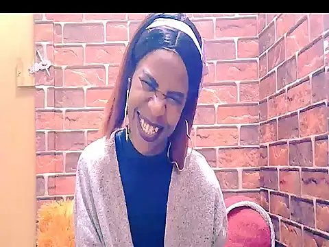 Ebony_sweetpeach webcam