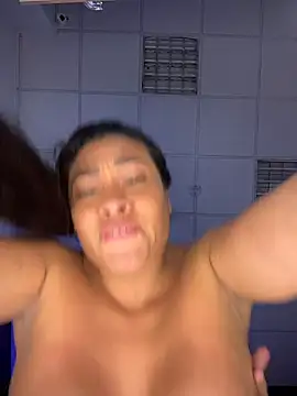 SmileyBabeXXX webcam