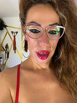 YOURSDEBORA webcam