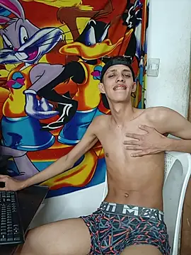 Alayn_sexy_ayes webcam