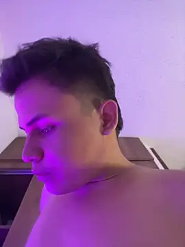 _Leo_Boy