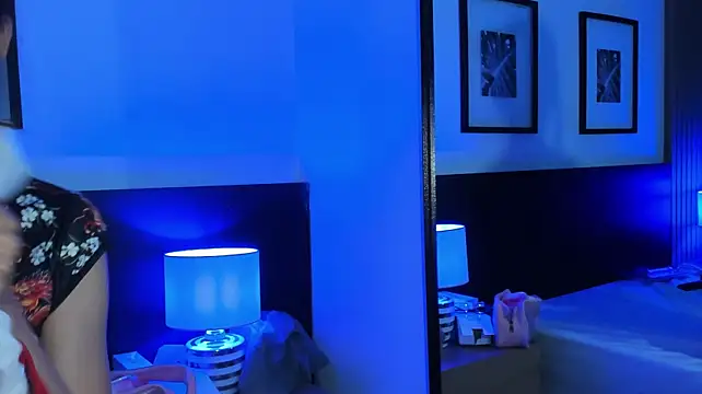 doll_bella_ webcam