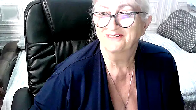 LolkaAlyss webcam