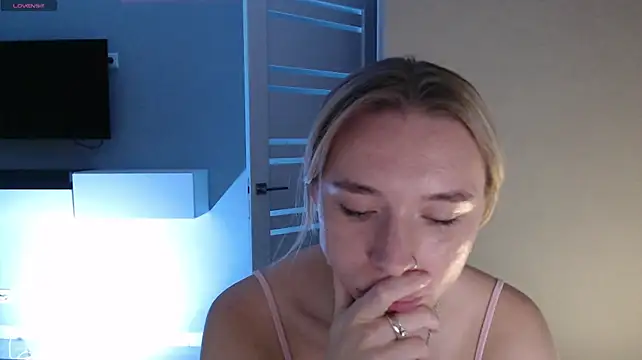 Emily_Hartt