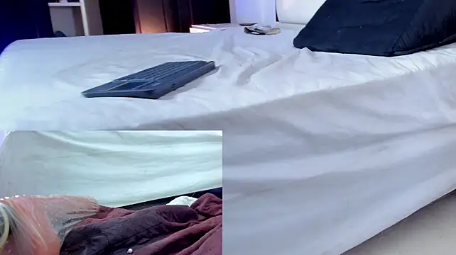 Dahlia_rossee webcam