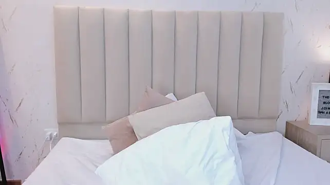 ViolettaRousee_ webcam