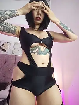 Cassie_Cage webcam
