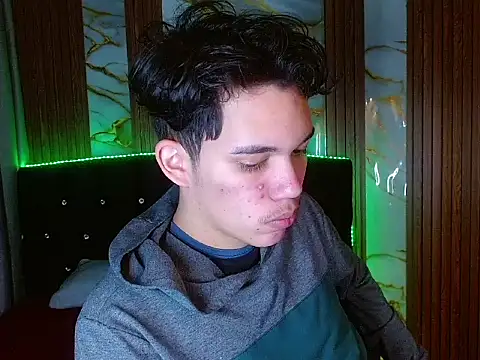 haku_nayro webcam