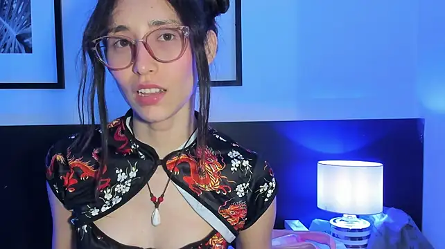 doll_bella_ webcam