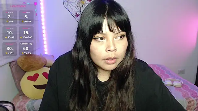 EllieMoonX webcam