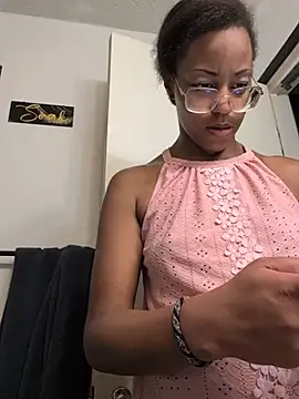 Synfulsymone9 webcam