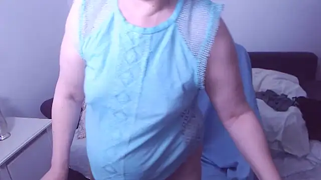 ChristaRose webcam