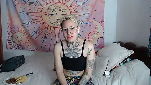 ArrangedFoot webcam
