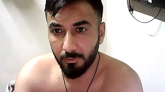 leon_ates webcam