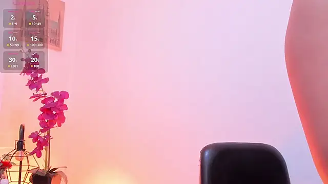 CamiilaReyes live cam on StripChat