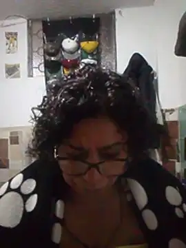 Pupi-Lanegra 🗄 live sex chat
